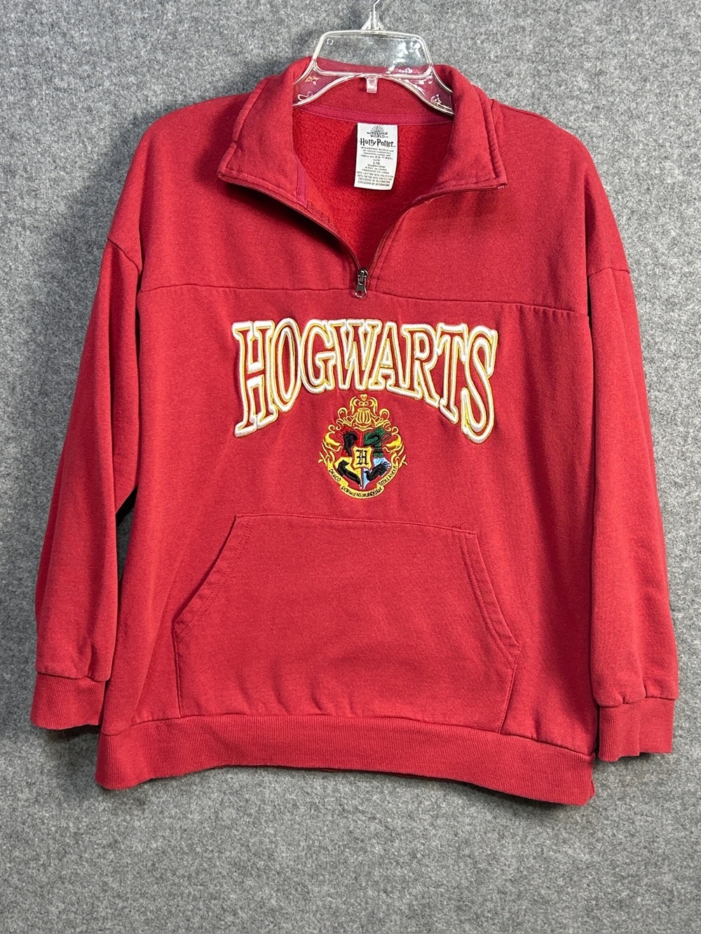 Wizarding World Harry Potter Emb. Hogwarts Crimson 1/4 Zip Fleece Sweatshirt LG